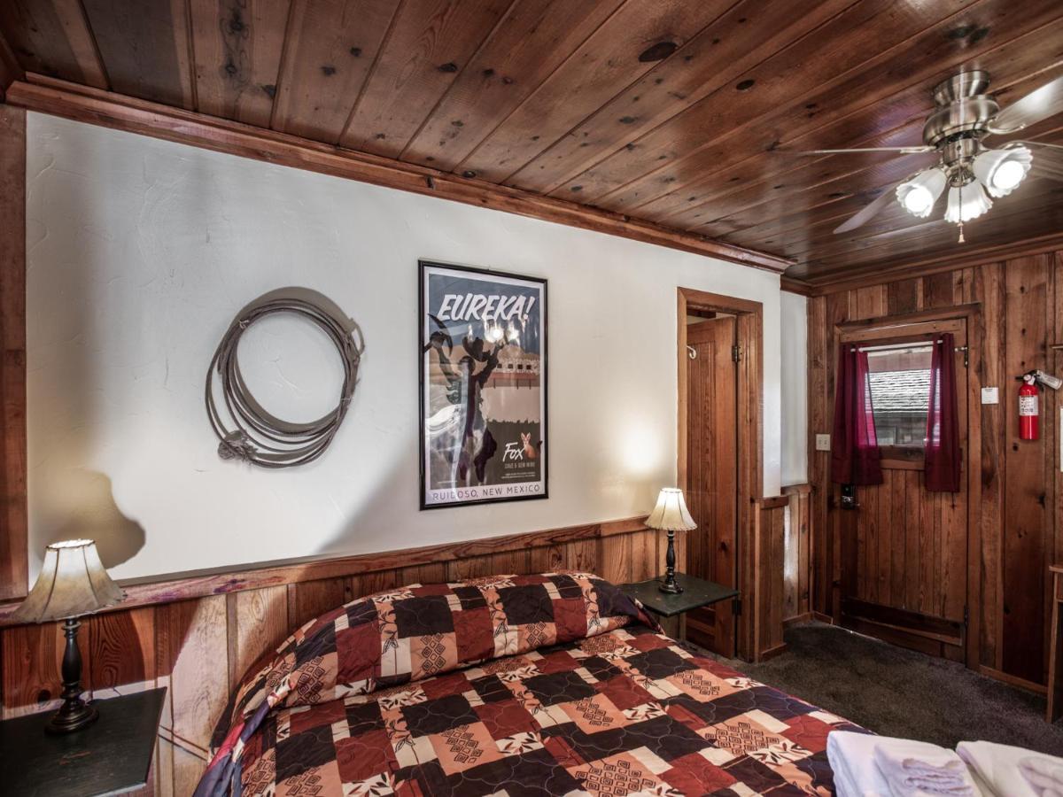 Apache Village Cabinette 11, Queen Bed, Midtown, Sleeps 2 รุยโดโซ ภายนอก รูปภาพ